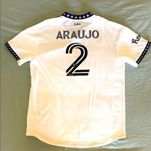 2022 Authentic LA Galaxy Home Jersey - Size L - Araujo #2